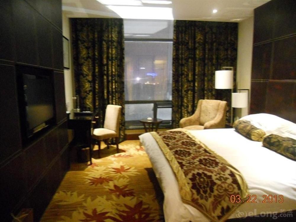 Nanjing Zhenbao Holiday Hotel Esterno foto